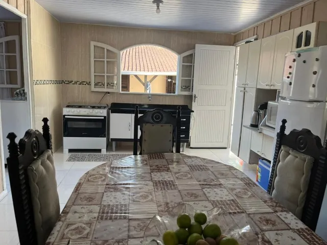 Imagem 9: 10 Dormitórios, 4 Suíte, 5 Vagas na Garagem, 200M² de Área Construída