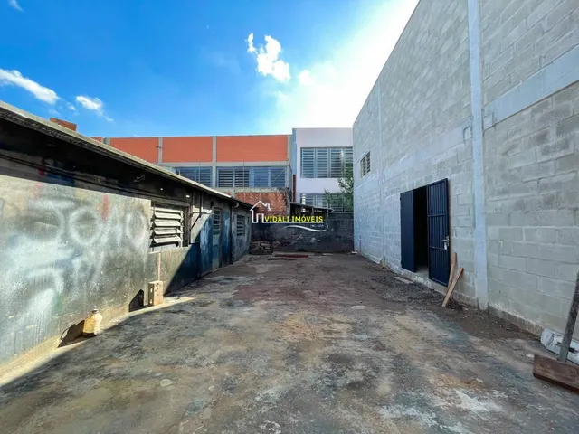 Imagem 11: Prédio comercial Rincão dos Ilhéus
