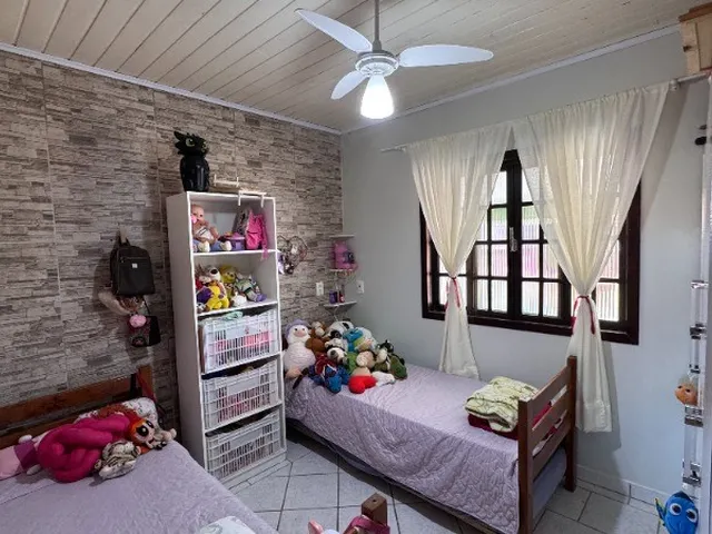 Imagem 2: CASA RESIDENCIAL em ITAPOÁ - SC, BARRA DO SAÍ