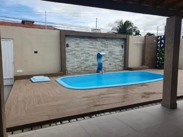 Imagem: Casa com Piscina na Coroa do Meio
