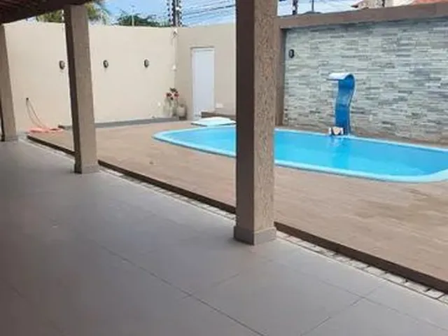 Imagem 8: Casa com Piscina na Coroa do Meio