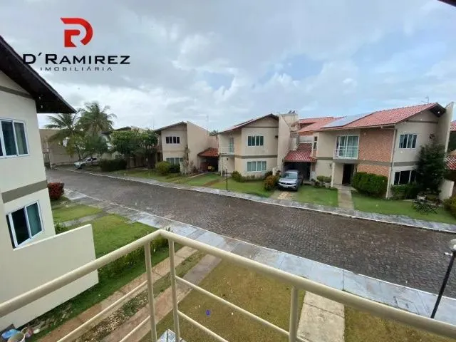Imagem: Vendo / Alugo - Casa Duplex em Condomínio