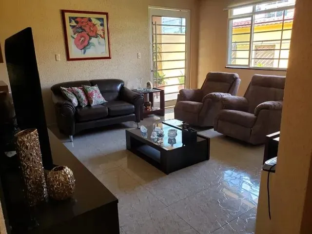 Imagem 15: Casa para Locação com 6 Quartos