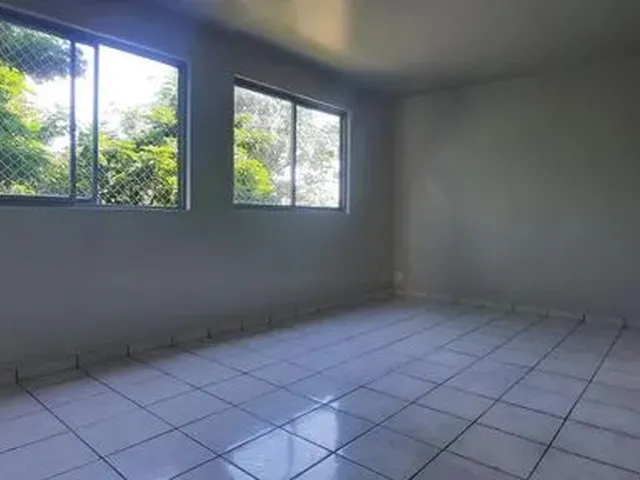 Imagem 1: Apartamento com 02 Quartos com Armários com Garagem na Vila Flóes, Goiânia-Go