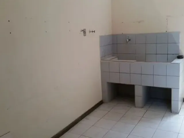 Imagem 4: Alugo Excelente Casa de 4 Qtos