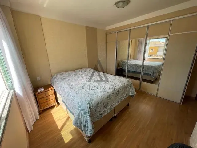 Imagem 9: Casa em Laranjeiras, 4 Quartos, Condomíno Marabás