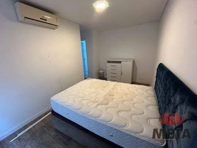 Imagem 4: Apartamento com 3 Dormitórios para Alugar, 160 M² por R$ 3.740,00/Mês - Centro