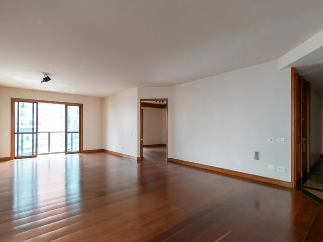 Imagem 7: Apartamento para venda em Moema com 3 quartos, sendo 3 suítes , 325m²