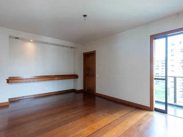 Imagem 10: Apartamento para venda em Moema com 3 quartos, sendo 3 suítes , 325m²