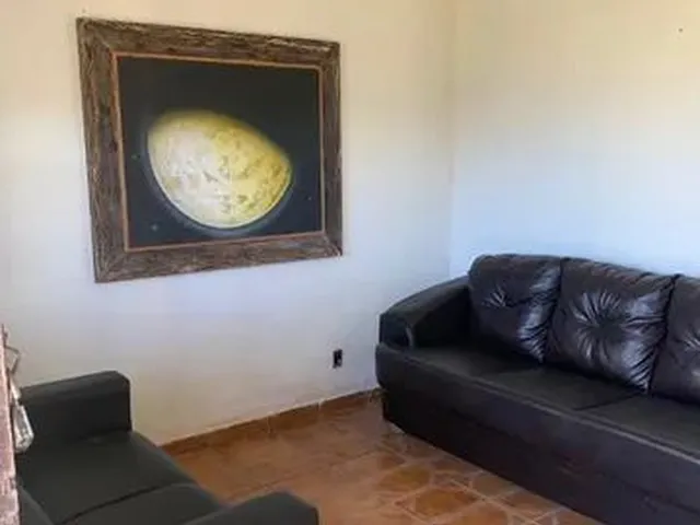 Imagem: Casa 2 Quartos e Uma Kitnet no Bairro Alecrim