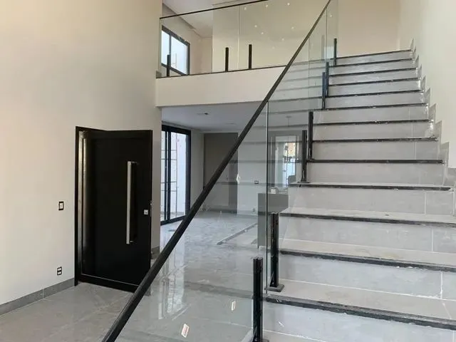 Imagem: Lindo Sobrado Á Venda com 220 M² 04 Q/