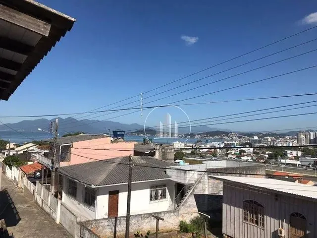 Imagem: Casa com 3 Dormitórios À Venda, 90 M²