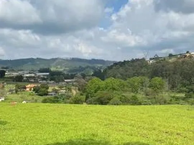 Imagem: Terreno Pronto para Construir
