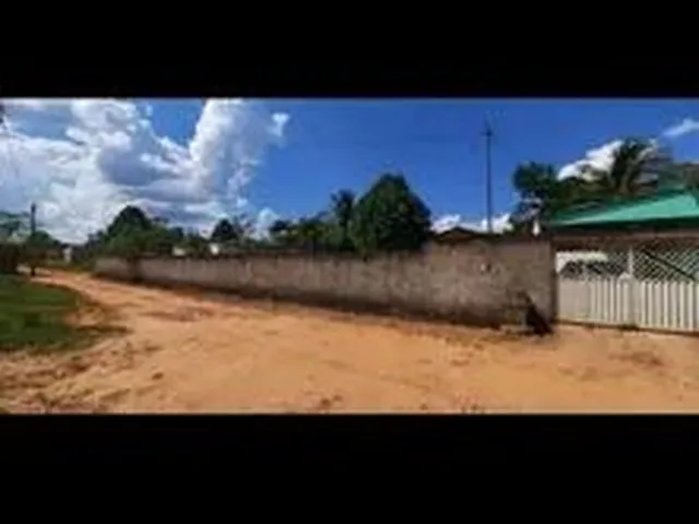 Imagem: A casa possui 2 Dormitórios, 1 Banheiro, 5 Vagas na