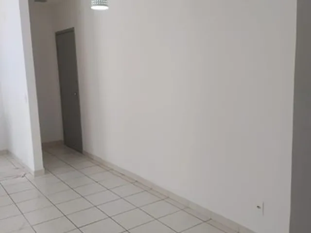 Imagem 3: Oportunidade -- Vendo Apto 3 Quartos Sendo 1 Suite - Condomínio Fechado com Lazer !!
