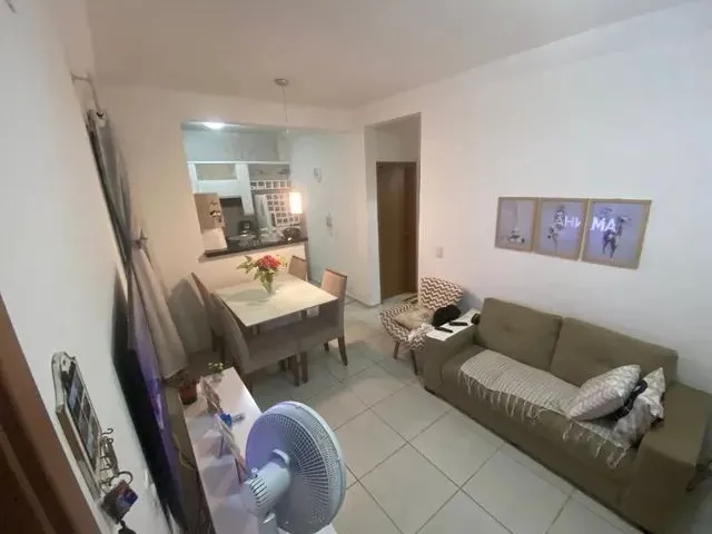 Imagem: O apartamento possui 2 Dormitórios, 1 Banheiro, 1 Vaga na