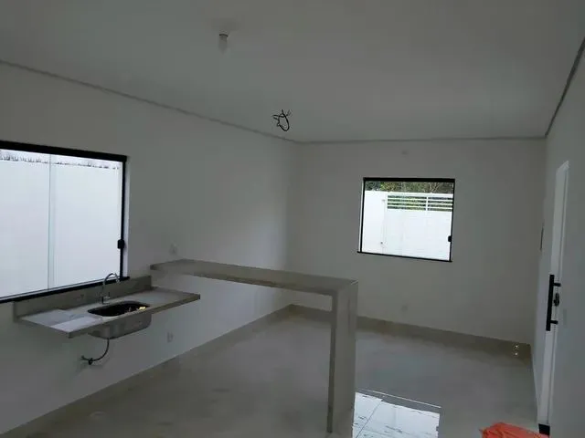 Imagem 2: Casa - Tarumã - Venda - 2 Quartos