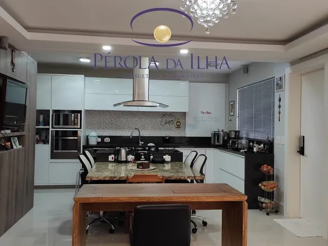 Imagem 16: Imponente residência em condomínio de luxo em Florianópolis-SC, Cacupé: 3 suítes, 5