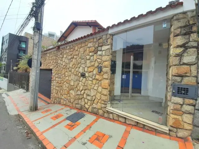 Imagem 5: Cód.: 878 - Casa com 3 Quartos (1 Suíte Máster) e 3 Vagas de Garagem, À Venda No
