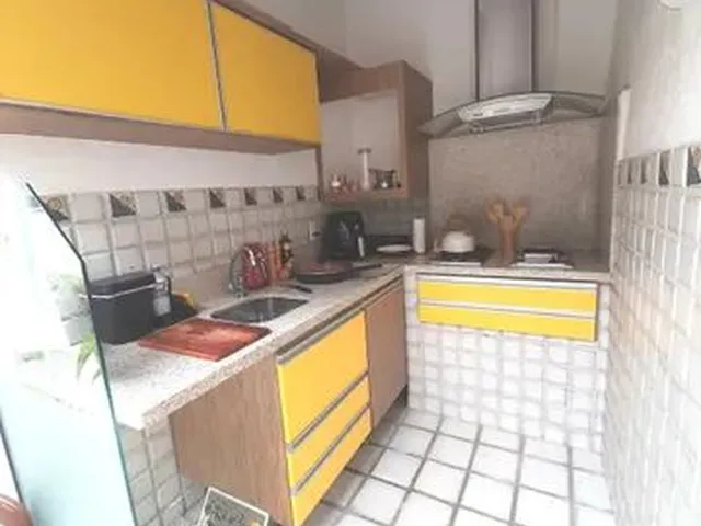 Imagem 7: Cód.: 878 - Casa com 3 Quartos (1 Suíte Máster) e 3 Vagas de Garagem, À Venda No