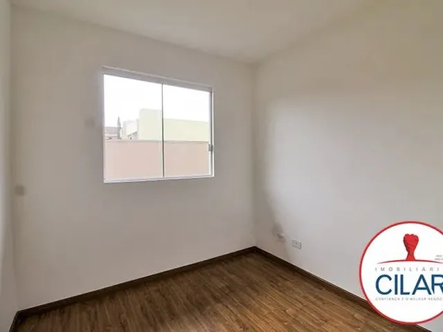 Imagem 3: Curitiba - Casa Padrão - Cachoeira