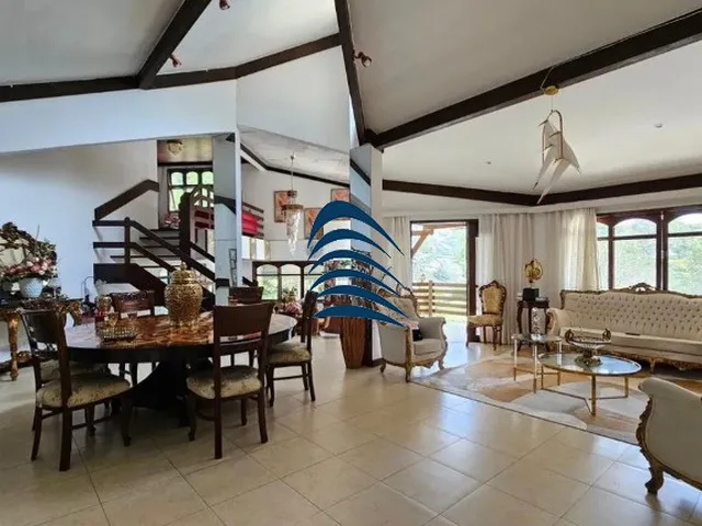 Imagem 11: Excelente casa 5/4 amplos e confortáveis, 7 banheiros com acabamentos de alta qualidade