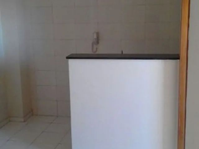 Imagem 10: Aluga-Se Kit Net, com Suíte, Cozinha Americana, Área de Serviço, R$600,00
