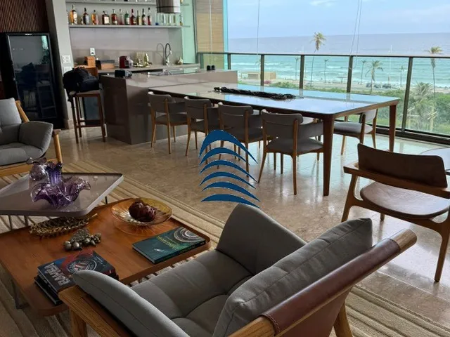 Imagem 1: Apartamento de 4 suítes ,medindo 243 m2, nascente total e vista mar definitiva
