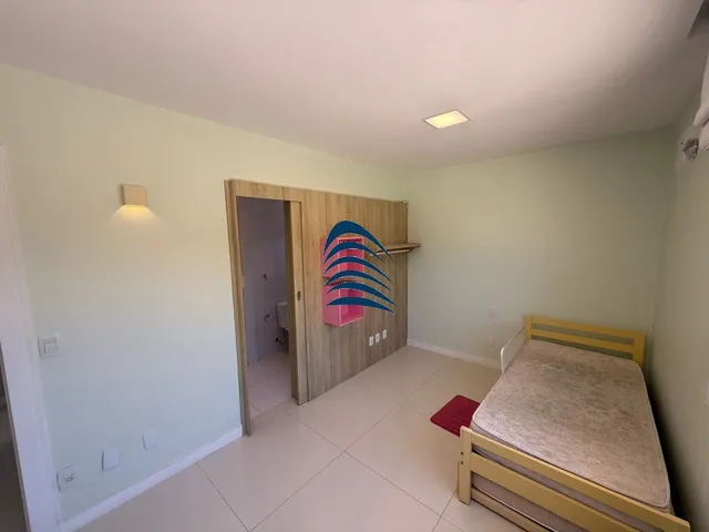 Imagem 15: CASA À VENDA _____ PIATÃ Venha se encantar com essa casa lindíssima em