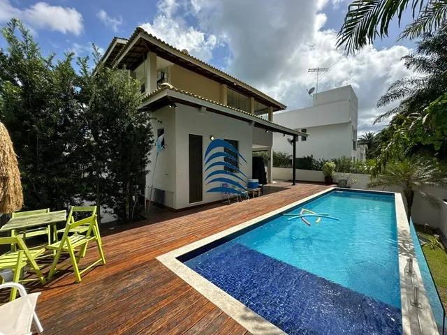 Imagem 4: Casa recém reformada no Alphaville Litoral Norte 1 com 462m² de terreno e 271m² de