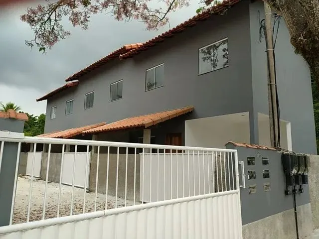 Imagem: Sobrado Dois Quartos - Papucaia