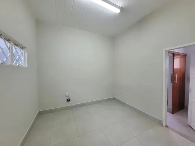 Imagem 3: Casa Comercial para Aluguel com 150 M2 com 05 Salas no Centro - Uberlândia - Mg