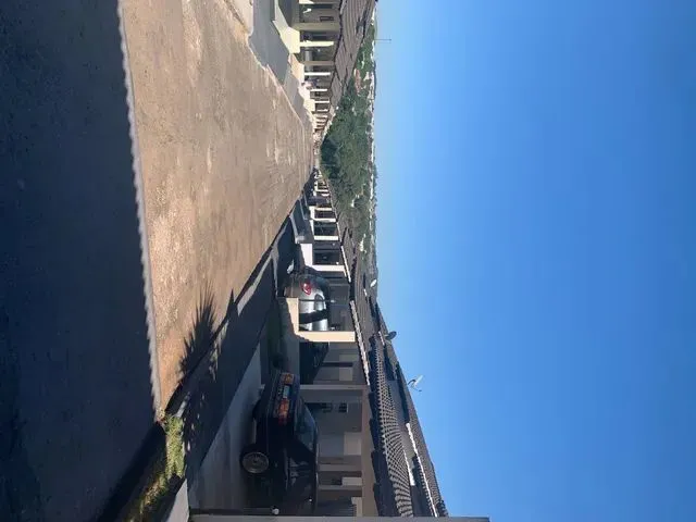 Imagem 1: Casa para Aluguel Tem 120M2 com 3 Quartos em Setor Parque Tremendão - Goiânia - Goiás