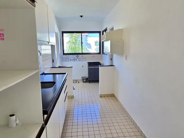 Imagem 4: Alugo Casa Duplex com 4/4, 2 suítes, 1 térrea, jardim quintal em condomínio com total