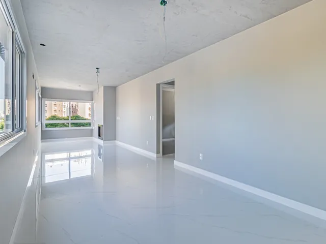 Imagem 9: Apartamento à venda em Porto Alegre, Petrópolis, com 2 quartos, 83.3m²