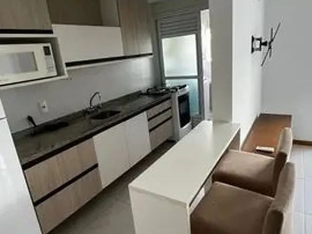 Imagem 4: Apartamento para Venda com 2 Quartos (01 Suite) Semi Mobiliado em Abraão - Florianópolis