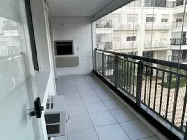 Imagem 3: Apartamento para Venda com 2 Quartos (01 Suite) Semi Mobiliado em Abraão - Florianópolis