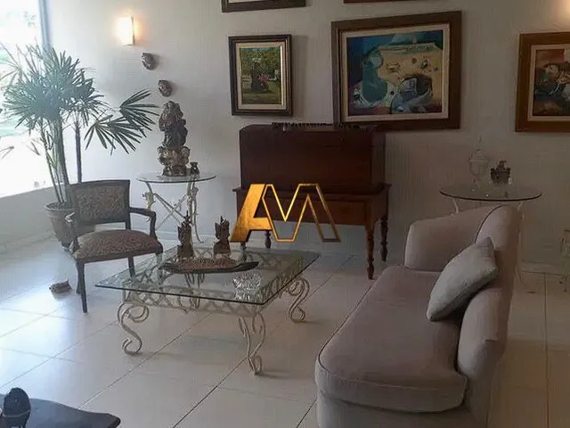 Imagem 4: CASA DE 4/4 SENDO 3 SUÍTES EM BUSCA VIDA