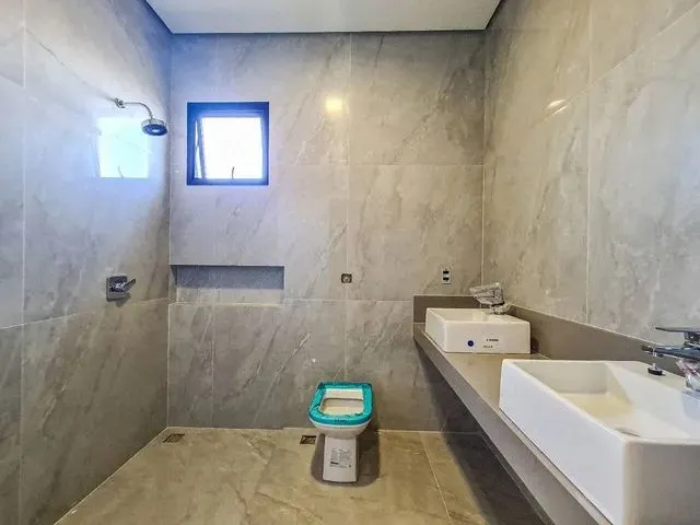 Imagem 12: Casa Térrea, Condomínio Florais do Valle - 3 Suítes, Sendo 1 Master