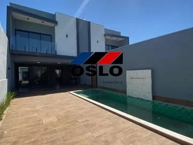 Imagem: A casa possui 3 Dormitórios, 3 Suítes, 4 Banheiros, 3