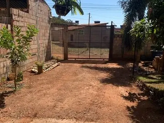 Imagem 2: Casa no Morro da Cruz