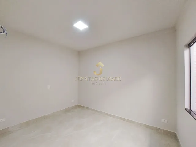 Imagem 3: Casa Padrão com 3 Dormitórios, Sendo 1 Suíte