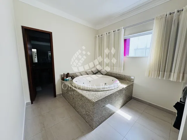 Imagem 2: Júnior Creci 4745 - 84 99922.4172 - Bosque das Flores - Casa c/ 4 Quartos - R