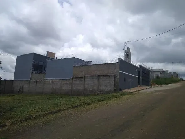 Imagem 6: Terreno de 300Mts. Plano e Murado