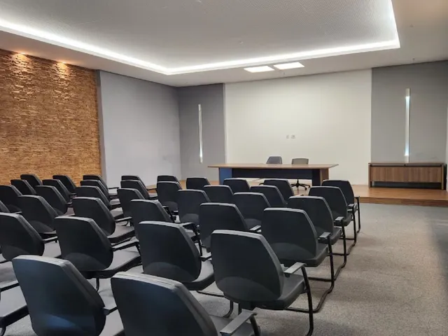 Imagem 3: Sala Comercial de Luxo para Locação no Espinheiro, Recife-PE: 1 Sala, 2 Banheiros, 1