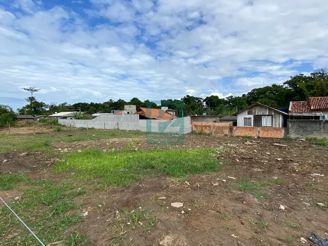 Imagem 1: Amplo Terreno Bem Localizado em Bombinhas - SC !!!
