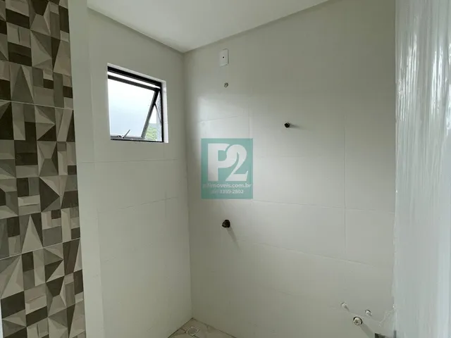 Imagem 2: Apartamento Espaçoso Com 02 Suítes e Ótima Localização Em Bombas - Bombinhas/SC