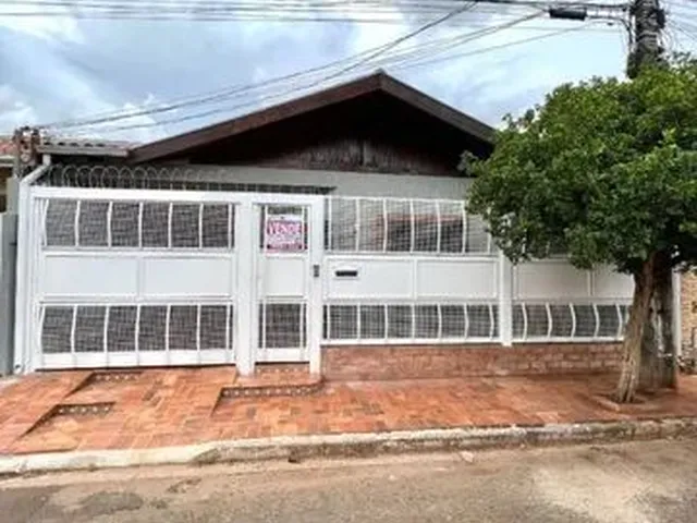Imagem: Rouxinóis - Universitário