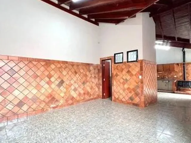 Imagem 9: Rouxinóis - Universitário