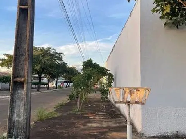 Imagem: Vendo 2 Casas com Total de 700M2